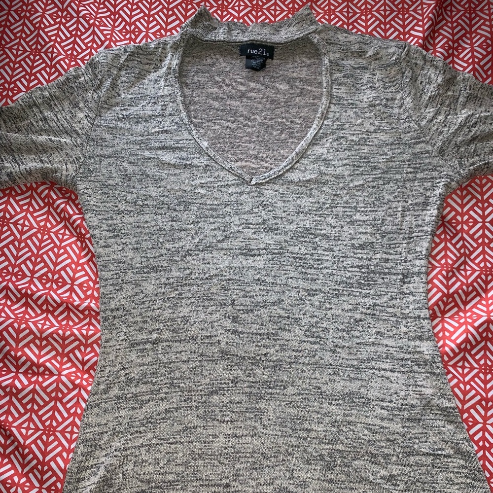 i am selling a crop style shirt